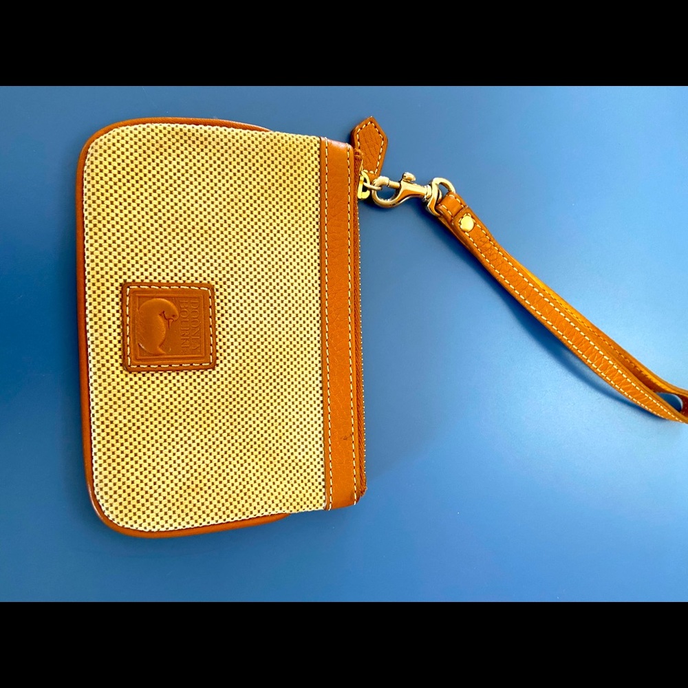 Dooney and Bourke wristlet